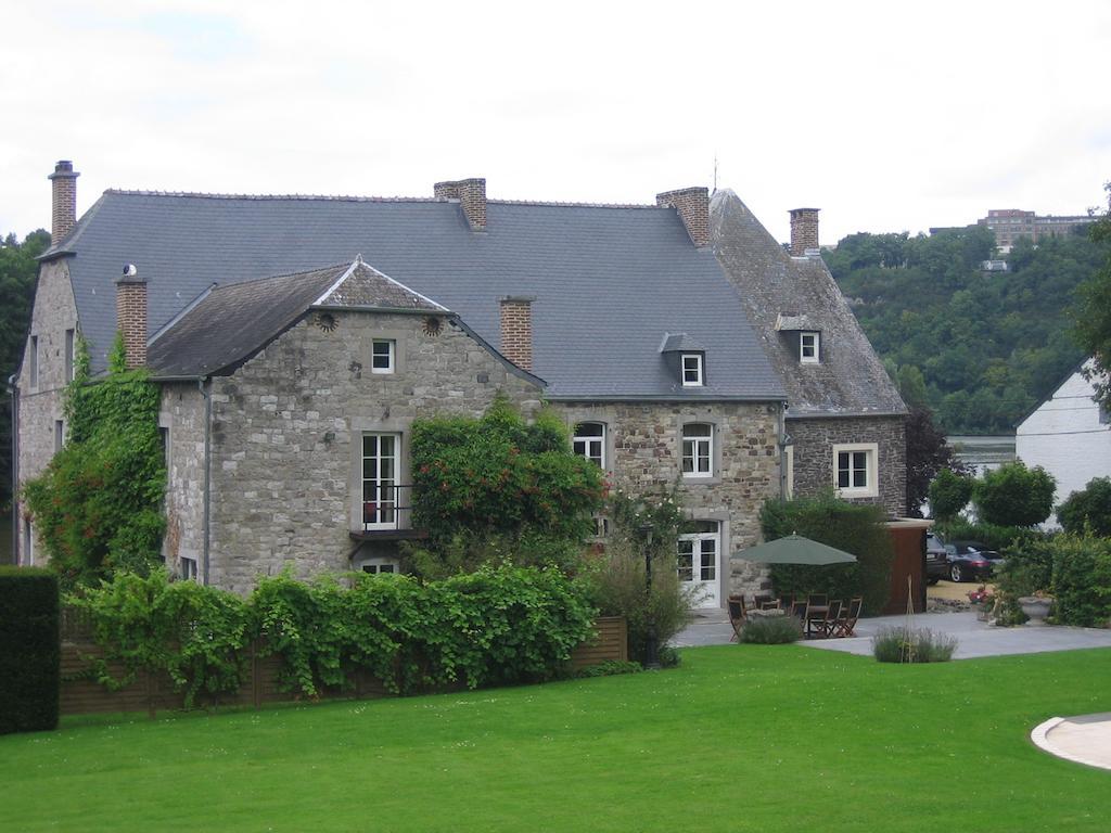 Le Richmond Hotel Godinne Exterior photo
